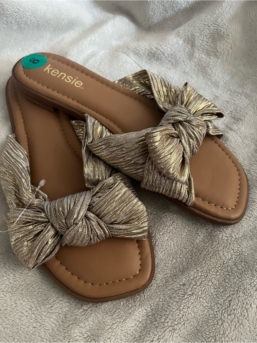 Kensie Renata 2  Metallic Gold Knot Slide Sandals Size 8 NWOT